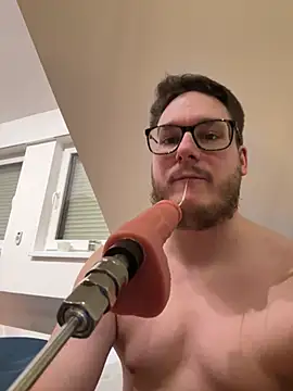 Snapshot of 19paddy90 chatting on 02/13/25, 04:28 19paddy90 online show from 02/13/25, 04:28