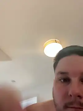 Snapshot of 19paddy90 chatting on 03/07/25, 04:00 19paddy90 online show from 03/07/25, 04:00