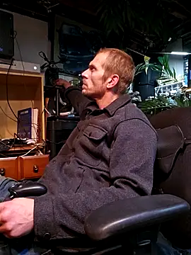 Snapshot of mrwinsalot88 chatting on 11/11/25, 09:37 mrwinsalot88 online show from 11/11/25, 09:37