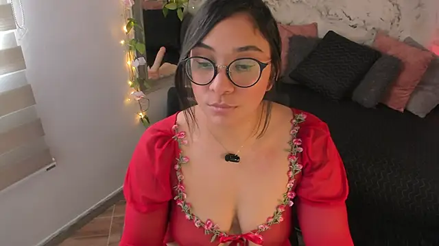 Bella desi  online show from 06/05/26, 03:07