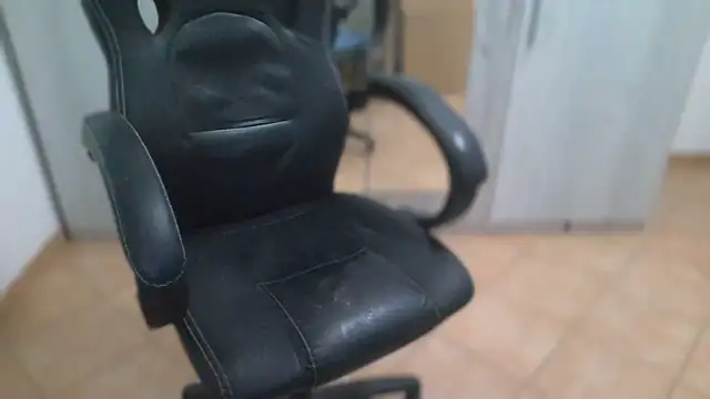 Snapshot of cocco1980xxxx chatting on 11/17/25, 08:20 cocco1980xxxx online show from 11/17/25, 08:20