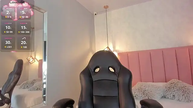 SUNNYCYRUS online show from 10/16/25, 01:12