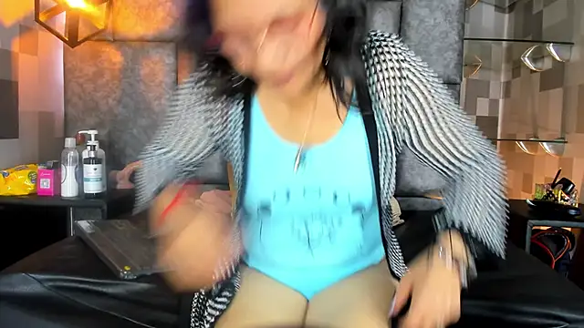 Snapshot of Celeste_Baker_ chatting on 09/15/25, 12:05 Celeste Baker online show from 09/15/25, 12:05