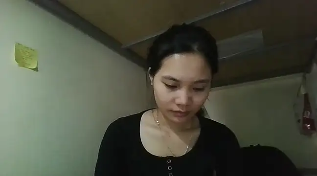 Snapshot of Be-MyMy chatting on 03/21/25, 01:56 Be-MyMy online show from 03/21/25, 01:56