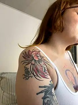 Snapshot of sophia_goth chatting on 09/24/25, 12:03 sophia goth online show from 09/24/25, 12:03