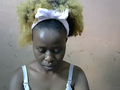 sexy-rosie online show from 09/18/25, 08:49