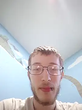 Snapshot of redandwolf chatting on 09/23/25, 10:02 redandwolf online show from 09/23/25, 10:02