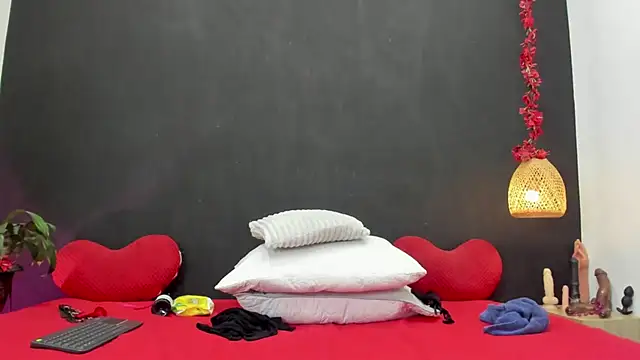 Luna smit08 online show from 04/29/26, 10:49