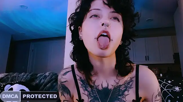 NaughtyLittleFox online show from 05/21/26, 03:24