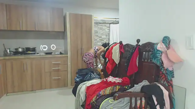 Snapshot of brigitht chatting on 01/05/25, 12:42 brigitht online show from 01/05/25, 12:42