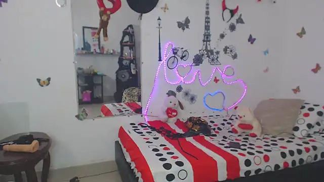 Snapshot of brigitht chatting on 01/30/25, 04:34 brigitht online show from 01/30/25, 04:34