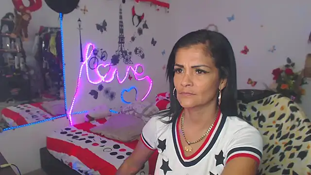 Snapshot of brigitht chatting on 02/01/25, 03:52 brigitht online show from 02/01/25, 03:52