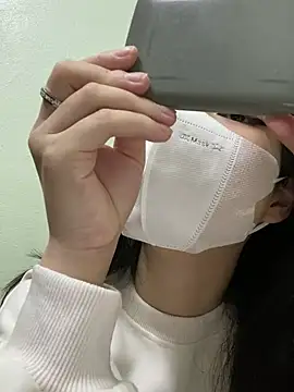 minmin2kk5 online show from 12/19/24, 12:34