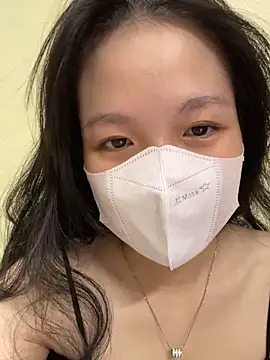 minmin2kk5 online show from 10/17/25, 03:03