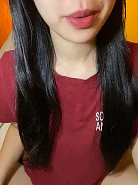 minmin2kk5 online show from 11/13/25, 01:48