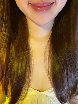 minmin2kk5 online show from 05/08/26, 01:44