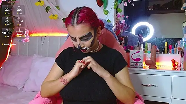 Littlerouse  online show from 10/13/25, 06:35