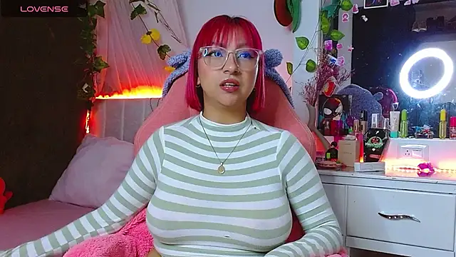 Littlerouse  online show from 11/07/25, 10:43