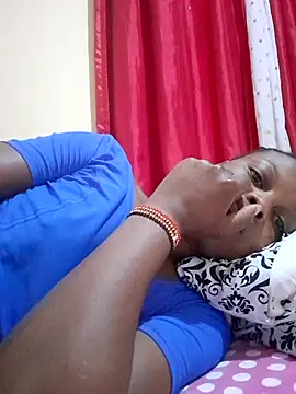 Snapshot of Freya_004 chatting on 09/14/25, 07:02 Freya 004 online show from 09/14/25, 07:02