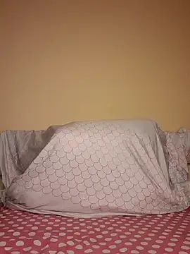 Snapshot of Freya_004 chatting on 10/04/25, 01:53 Freya 004 online show from 10/04/25, 01:53