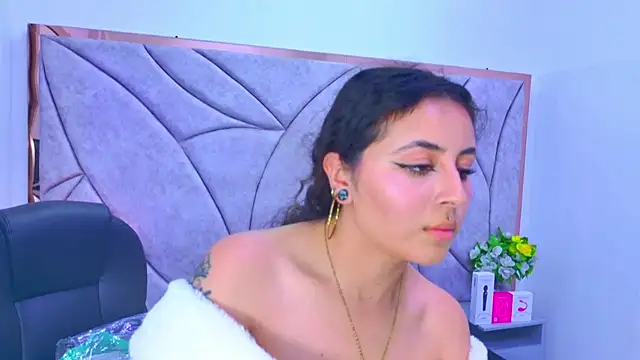 celeste blue69 online show from 12/14/25, 04:40