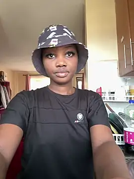 Queen Arnah254 online show from 06/28/26, 09:26