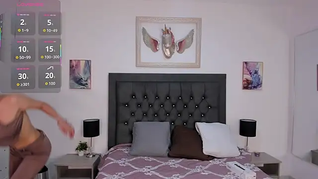 Snapshot of manu_lara chatting on 10/26/25, 11:49 manu lara online show from 10/26/25, 11:49