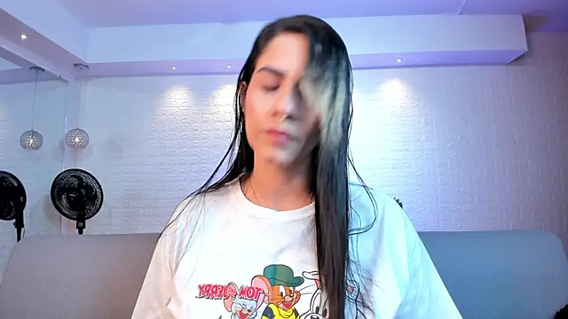 Snapshot of violet_scott chatting on 12/02/25, 10:53 violet scott online show from 12/02/25, 10:53