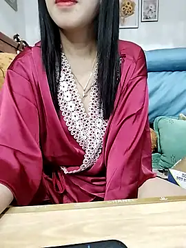 cream1299 online show from 02/06/25, 07:29