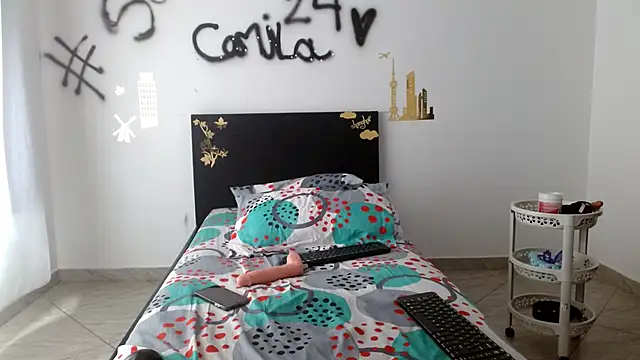Snapshot of camilavagina24 chatting on 09/11/25, 02:06 camilavagina24 online show from 09/11/25, 02:06