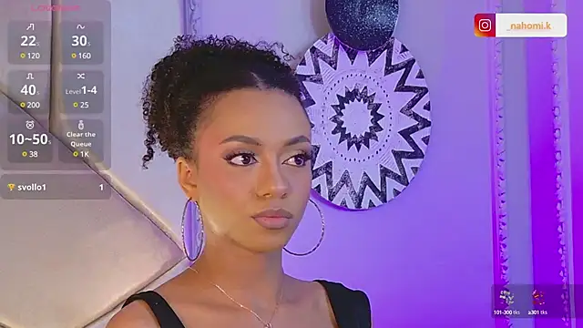 Snapshot of Nahomi_King chatting on 02/15/25, 01:05 Nahomi King online show from 02/15/25, 01:05