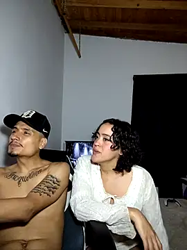 Snapshot of Blue_shine chatting on 02/16/25, 05:37 Blue shine online show from 02/16/25, 05:37