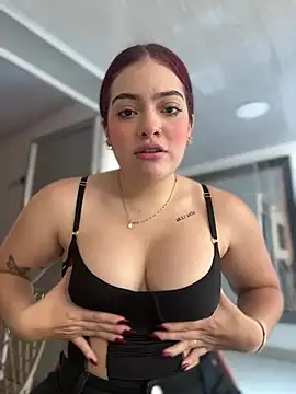Chloee Evans1 online show from 12/29/24, 03:24