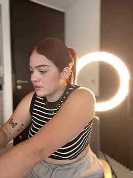 Chloee Evans1 online show from 01/20/25, 10:15