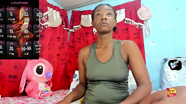 Snapshot of Sandyhamilttoon chatting on 10/25/25, 05:30 Sandyhamilttoon online show from 10/25/25, 05:30