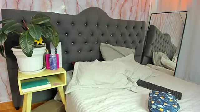 Snapshot of Elecktra_sweet chatting on 11/05/25, 08:09 Elecktra sweet online show from 11/05/25, 08:09