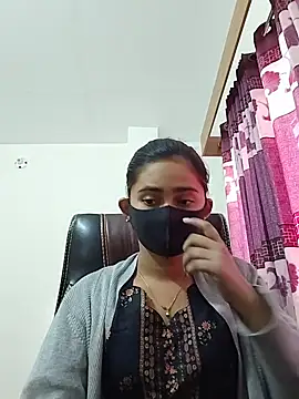 Snapshot of Abony- chatting on 01/28/25, 02:32 Abony- online show from 01/28/25, 02:32