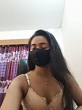Snapshot of Abony- chatting on 02/24/25, 01:02 Abony- online show from 02/24/25, 01:02