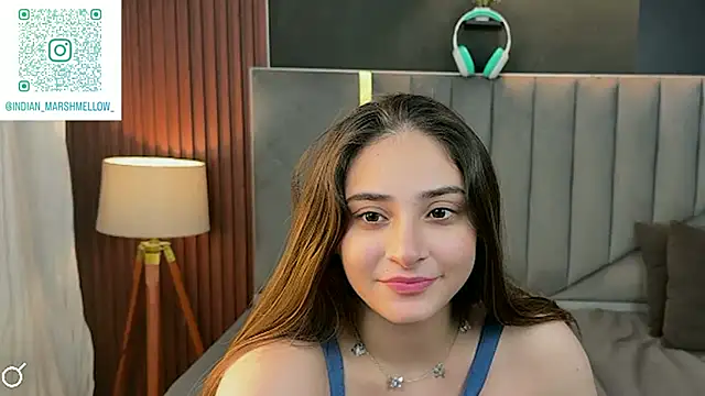 Snapshot of demieliss chatting on 10/19/25, 06:19 demieliss online show from 10/19/25, 06:19