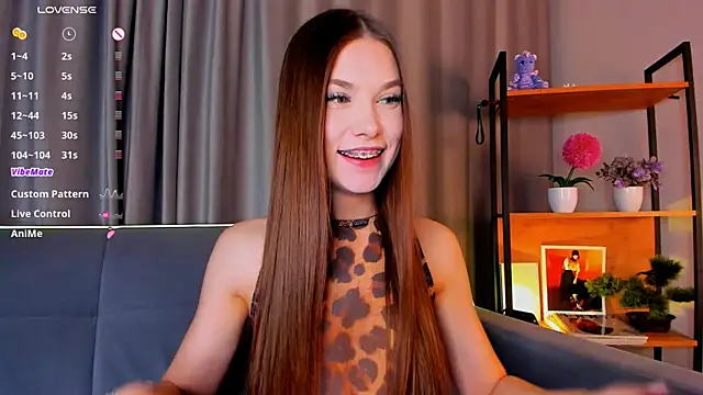 Snapshot of _Eva_Lee chatting on 02/06/25, 05:19 Eva Lee online show from 02/06/25, 05:19