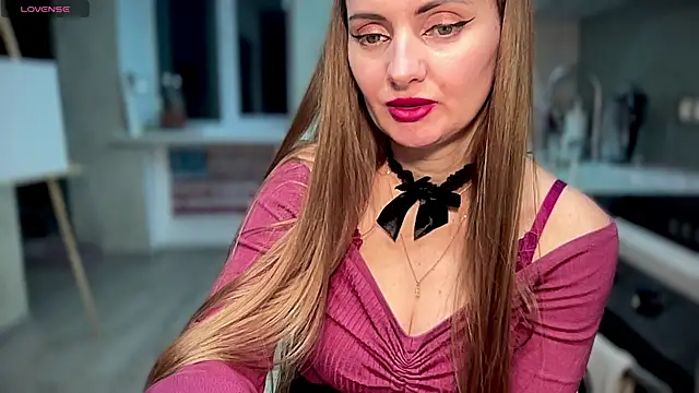 Snapshot of Viola_sweet chatting on 01/17/25, 02:18 Viola sweet online show from 01/17/25, 02:18