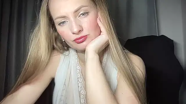 Snapshot of Viola_sweet chatting on 01/31/25, 07:07 Viola sweet online show from 01/31/25, 07:07