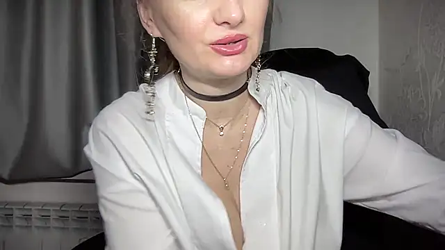 Snapshot of Viola_sweet chatting on 02/06/25, 11:58 Viola sweet online show from 02/06/25, 11:58