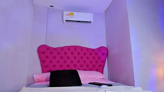 Aprillbrunette online show from 07/27/26, 11:50