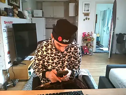 mihaimichael online show from 11/21/25, 12:15