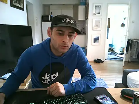 mihaimichael online show from 04/20/26, 01:14