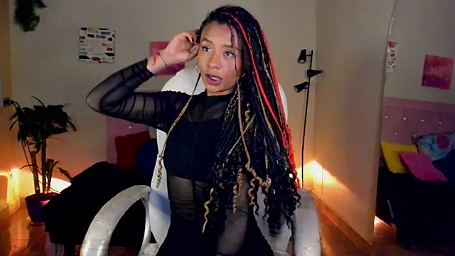 keyla roberts777 online show from 12/13/24, 04:22