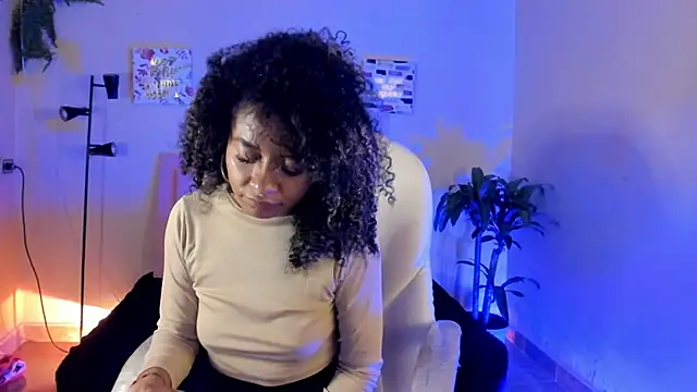 keyla roberts777 online show from 02/09/25, 09:37