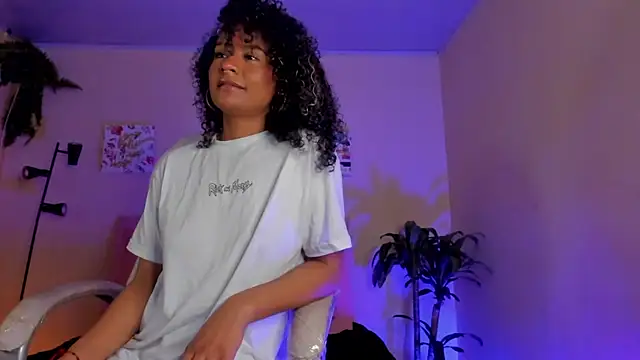 keyla roberts777 online show from 02/13/25, 05:37