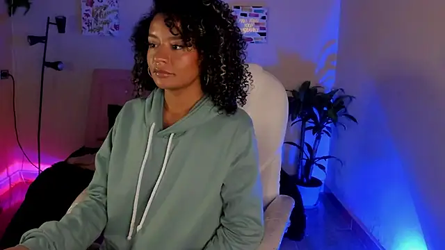 keyla roberts777 online show from 02/21/25, 09:02